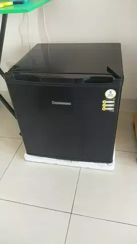 Kulkas 1pintu minibar CHANGHONG CBC-50