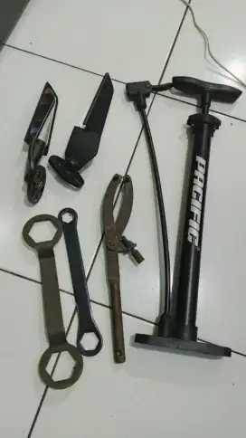 Jual butuh,x ada yg minat