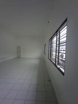 DISEWAKAN GUDANG SIAP PAKAI JEMBER