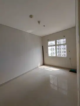 1BR Unfurnished Apartemen Madison Park - Mall Central Park