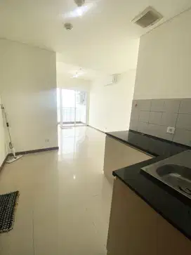Condominium Green Bay Pluit sewa 1 Kamar Kosongan Free 2 AC siap huni