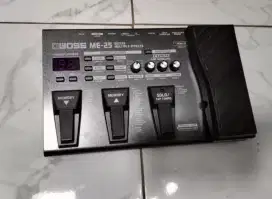 Boss ME-25, multi-effects processor