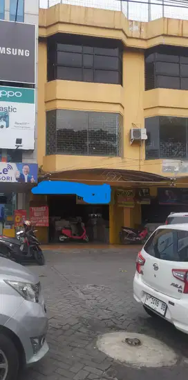 Ruko 2 lantai di raya Wiyung