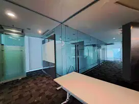 Sewa Kantor Full 1 Lantai di 18 Parc Place SCBD Luas 474 m2, Hrg Nego