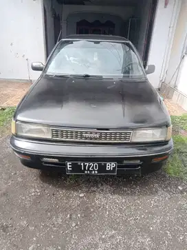 Toyota Corolla 1990 Bensin