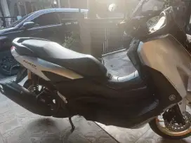 NMAX Silver 2023 Keyless SUPER