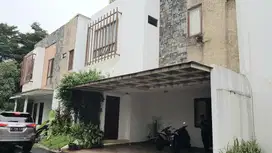 Rumah dalam town house Siap huni di Cilandak Jakarta Selatan,