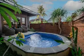 DIJUAL VILLA BARU 9 KAMAR TIDUR PINGGIR JALAN UTAMA DENPASAR - UBUD.