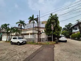 Rumah Pluit Utara Seberang Pantai Mutiara Luas 420 m2