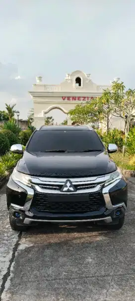 Pejero sport Dakar 4x2AT Black