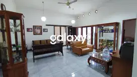 Rumah Kutisari Indah lebar 9 meter Bagus Terawat