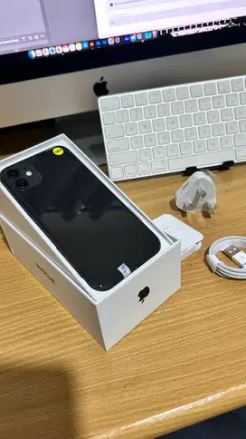 iphone 11 128GB Black Murmer