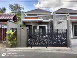 RUMAH BARU MODEL LIMASAN MANGKU ASPAL di SUKOHARJO JL. KALIURANG KM 12