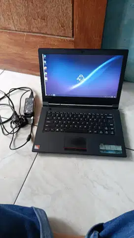 Laptop lenovo v110-14ast Amd A9-Radeon R5