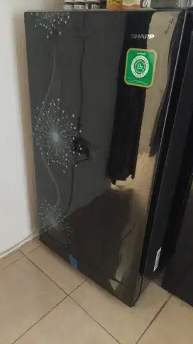 KULKAS 1 PINTU SHARP BARANG SPT BARU
