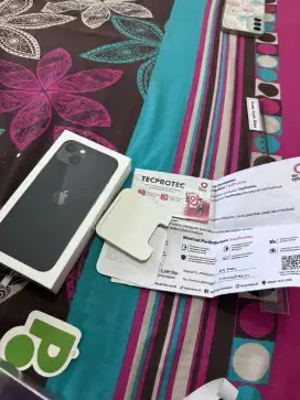 Di jual iPhone 13 black 128gb