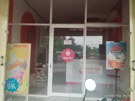 Partisi pintu kaca