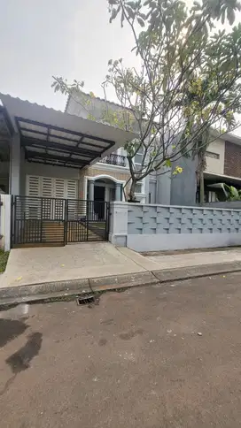 RUMAH PUSPITA LOKA BSD BAGUS MURAH JUAL CEPAT