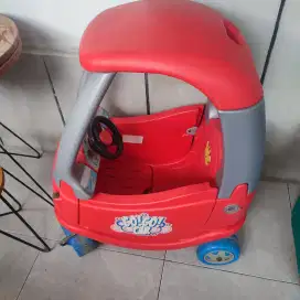 Preloved little tikes gogo car