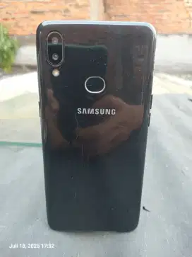 Samsung A10s 3/32gb Mati total ( BACA DESKRIPSI )