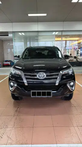 FORTUNER VRZ ORISINIL DIESEL ISTIMEWA TERAWAT PAJAK PANJANG