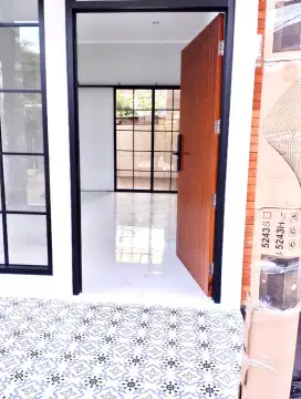 HANYA 1 UNIT RUMAH BARU SIAP HUNI LOKASI STRATEGIS AREA MARGAHAYU RAYA