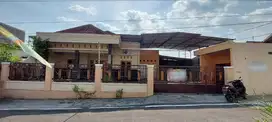 Rumah Second Luas Strategis Solo