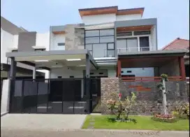 Rumah Araya Golf Malang