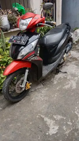 Honda spacy 2011