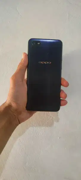 oppo a1k ram 2/32 hp aja