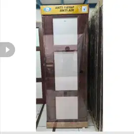 Pintu kamar mandi baru masih tersegel