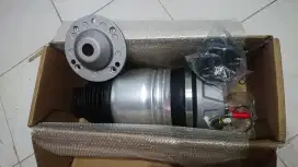 Sock breaker mobil porsche cayenne depan
