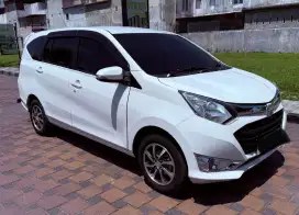 DAIHATSU SIGRA 1.2 R MT 2017 DP 4 JUTA