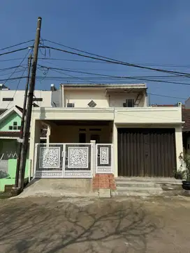 Rumah 2 Lantai Semi Furnished di Pondok Mitra Lestari Jatiasih