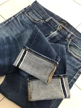 Uniqlo jeans ripped selvedge, fadding, vintage langka