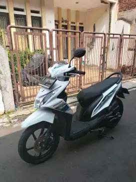 Honda Beat 110 PGMFI 2014 Murah Mulus Lengkap Pajak Off