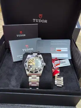 Di Jual Jam Tangan Tudor Blackbay 54