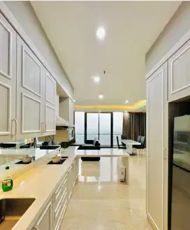 Full furnish mewah unit apartemen Ciputra World selangkah ke Unesa
