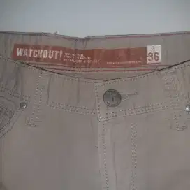 Celana panjang 36 watchout warna coklat