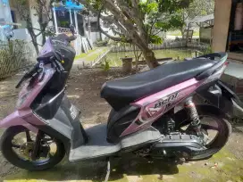 Jual motor beat karbu tahun 2010