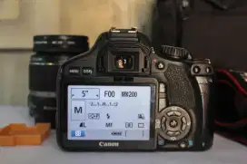Kamera canon eos 550D