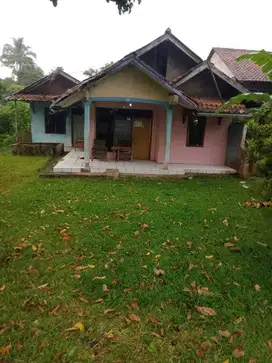 Di jual murah rumah pinggir jalan provinsi