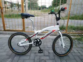 Sepeda BMX United ring 20 model jadul unik antik langka