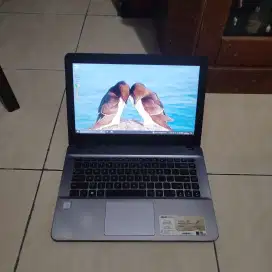 Laptop Asus Core i3 Gen 8
