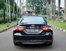 Toyota New Camry V 2.5 AT 2020 Hitam  NEGO