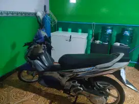 Nouvo z 2005 standar pabrik motor simpenan rumah