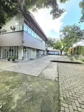 Gedung Di Kebayoran Baru Blok M Area