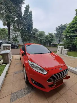 Mobil Ford Fiesta 2013, Siap Pakai, bekas Penggunaan Pribadi
