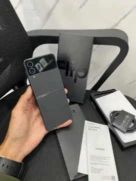 Samsung Z flip 4 8/256