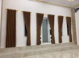 Hordeng minimalis jendela dan pintu